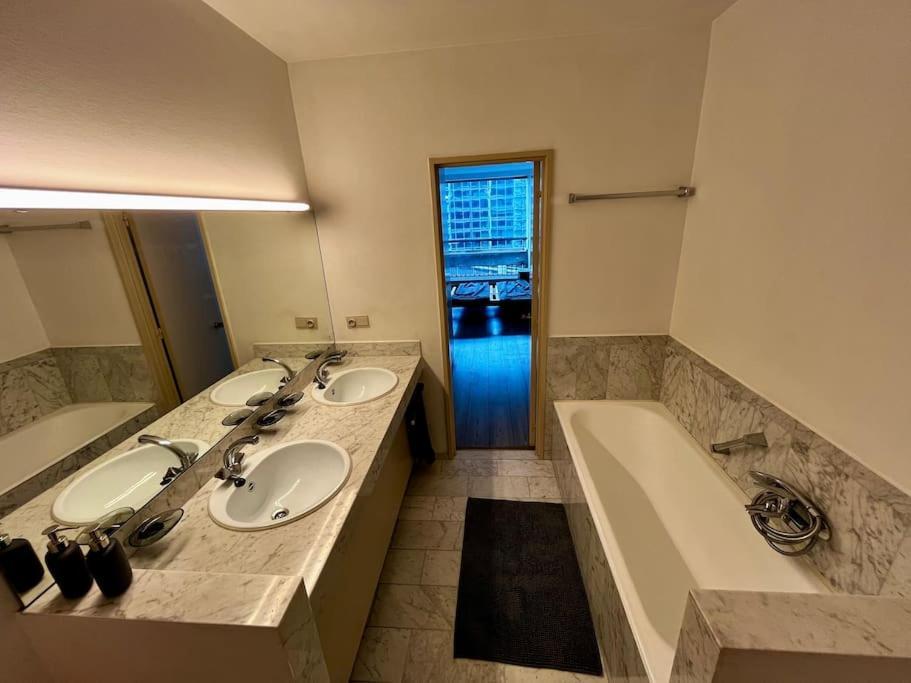 Apartamento Big With Parking In