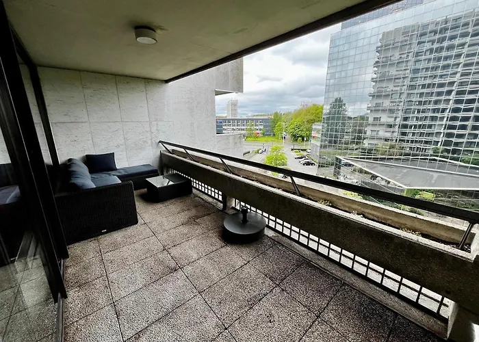 Big Apartment With Parking In Antwerp